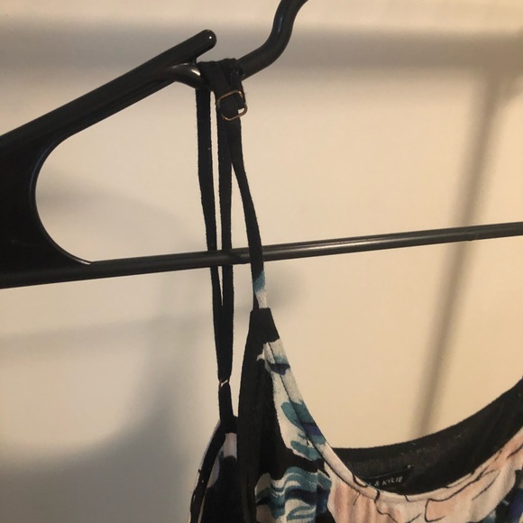 Adjustable Floral Romper - Picture 4 of 5